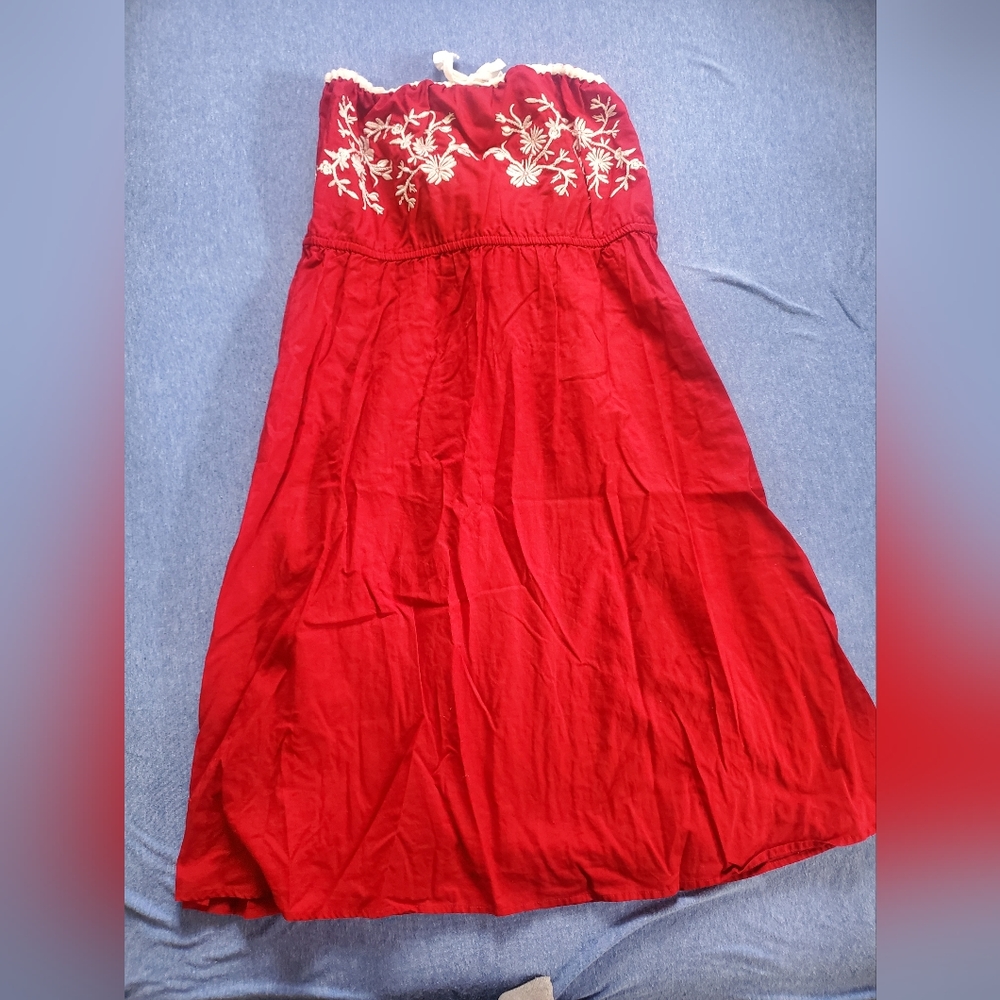 Red Refuge strapless dress, size L